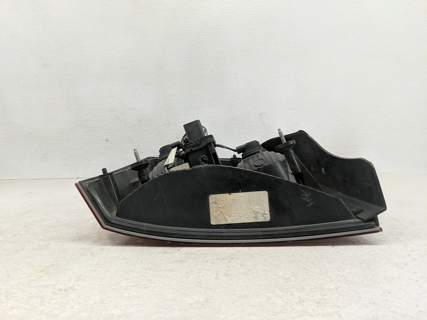 2009-2010 Dodge Charger Tail Light Assembly Passenger Right OEM Fits Fits 2009 2010 OEM Used Auto Parts - Oemusedautoparts1.