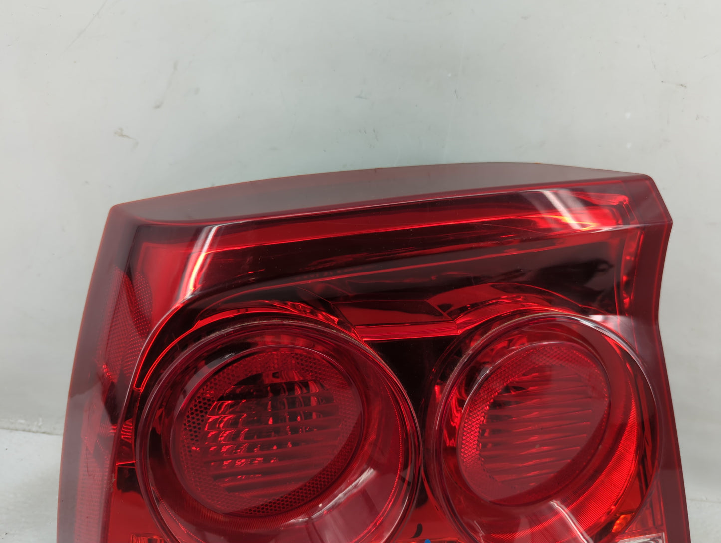 2009-2010 Dodge Charger Tail Light Assembly Driver Left OEM P/N:CS324-B000L Fits Fits 2009 2010 OEM Used Auto Parts - Oemuse