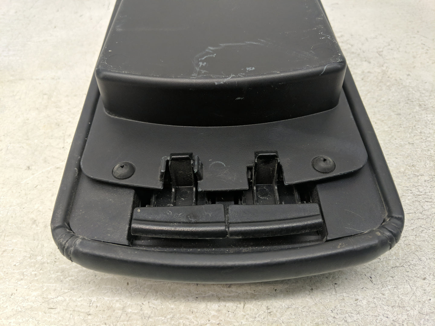 2010 Dodge Charger Center Console Armrest Cover Lid Fits OEM Used Auto Parts - Oemusedautoparts1.com