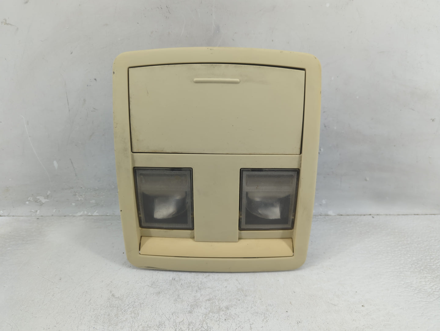 2008-2010 Dodge Charger Overhead Roof Console 1321690 - Oemusedautoparts1.com