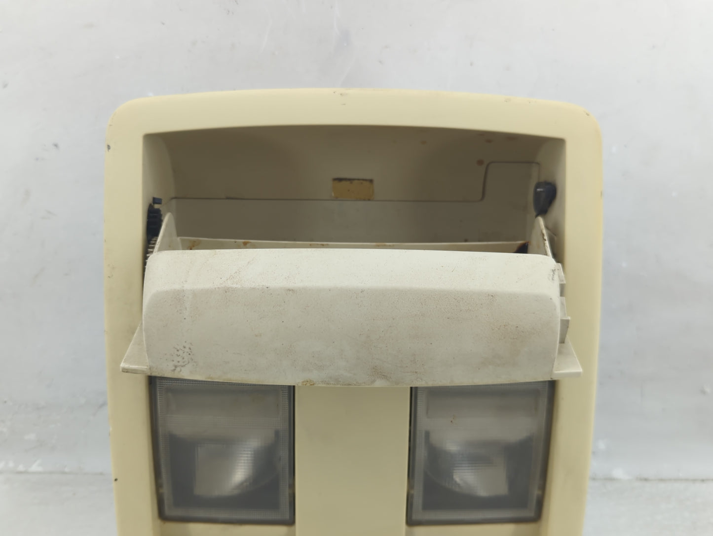 2008-2010 Dodge Charger Overhead Roof Console 1321690 - Oemusedautoparts1.com