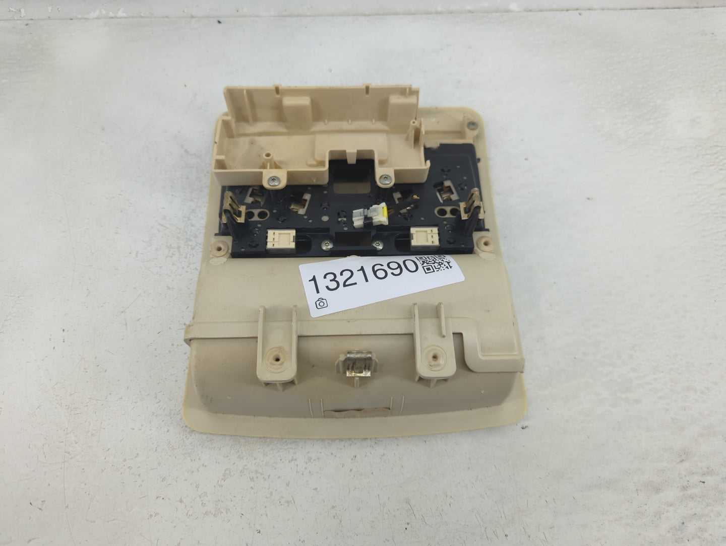 2008-2010 Dodge Charger Overhead Roof Console 1321690 - Oemusedautoparts1.com