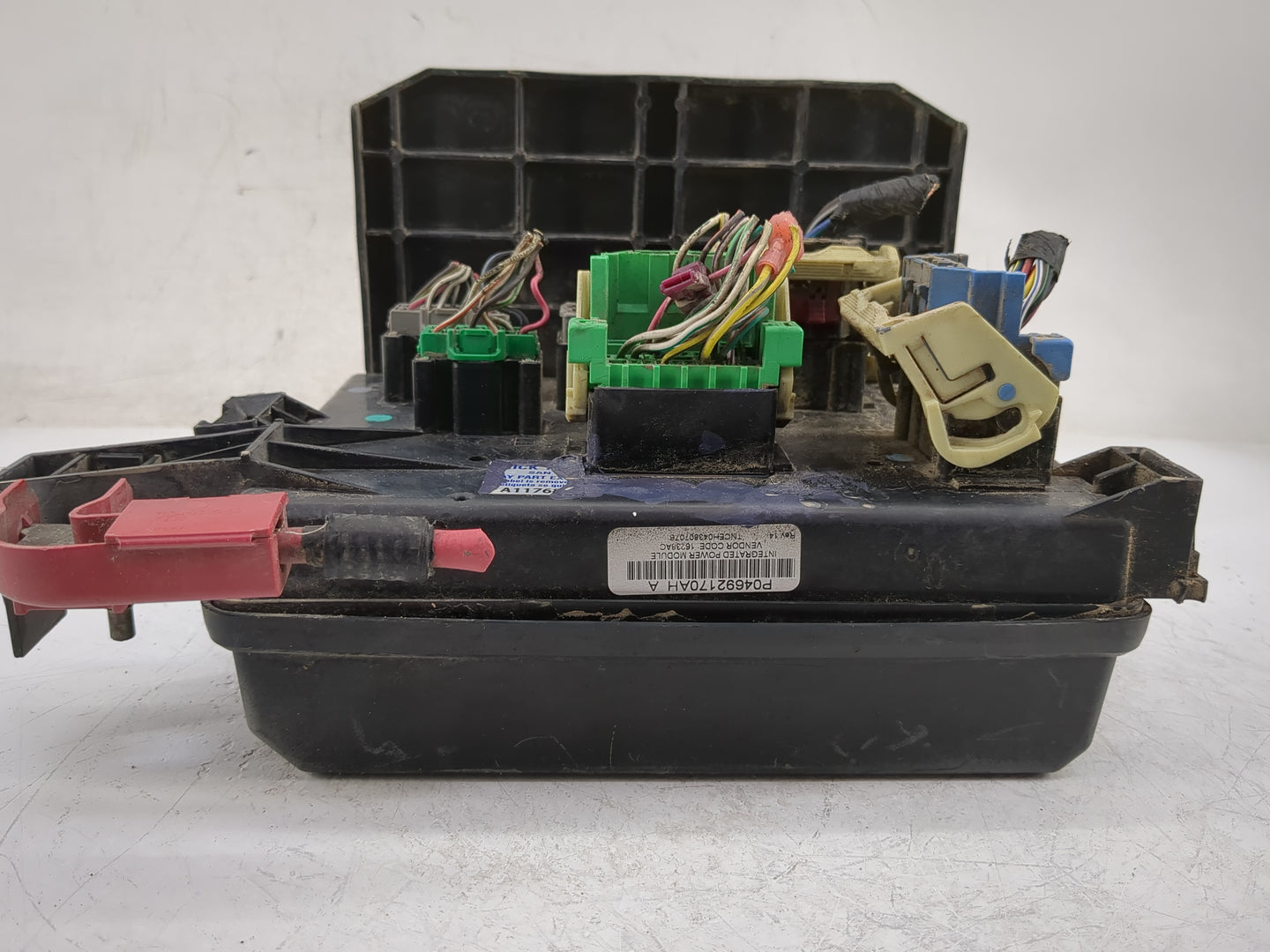2009-2010 Dodge Charger Fusebox Fuse Box Panel Relay Module P/N:P04692170AH Fits Fits 2009 2010 OEM Used Auto Parts - Oemuse