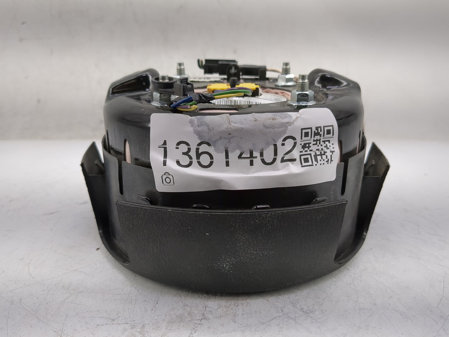 2008-2010 Dodge Charger Air Bag Driver Left Steering Wheel Mounted P/N:PCBXZP812AA Fits Fits 2008 2009 2010 2011 OEM Used Au
