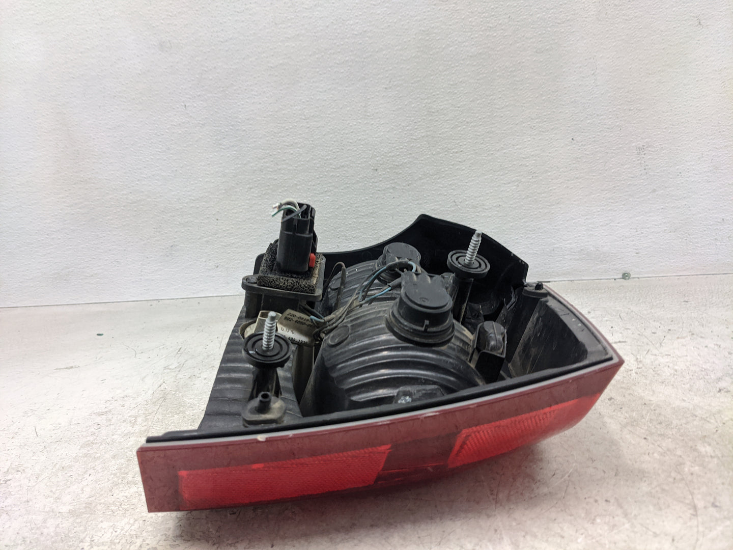 2009-2010 Dodge Charger Tail Light Assembly Driver Left OEM P/N:04806449AC Fits Fits 2009 2010 OEM Used Auto Parts - Oemused