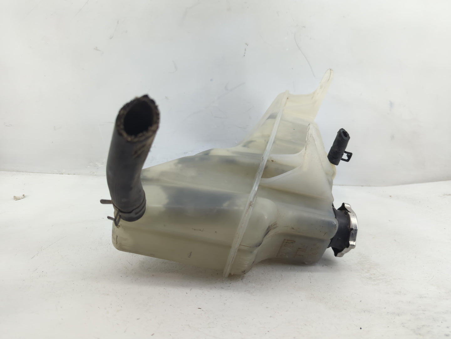 2006-2010 Dodge Charger Radiator Coolant Overflow Expansion Tank Bottle 1367088 - Oemusedautoparts1.com
