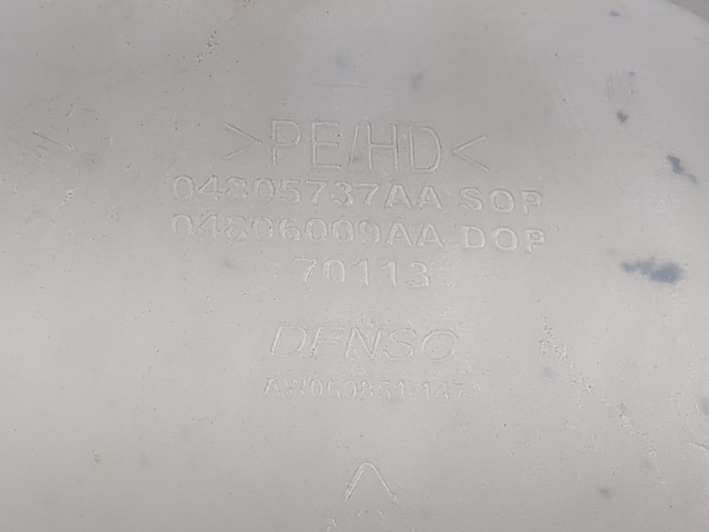 2006-2010 Dodge Charger Windshield Washer Fluid Reservoir Bottle Oem - Oemusedautoparts1.com