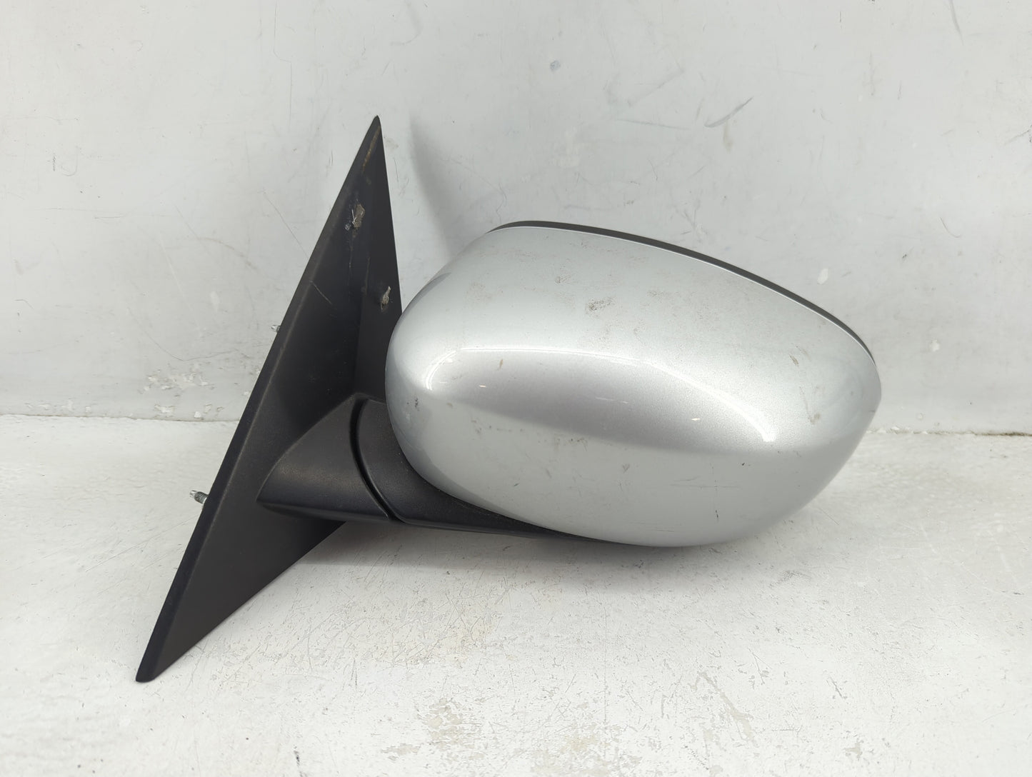 2006-2010 Dodge Charger Driver Side View Mirror - Left Door Mirror OEM Used - Oemusedautoparts1.com