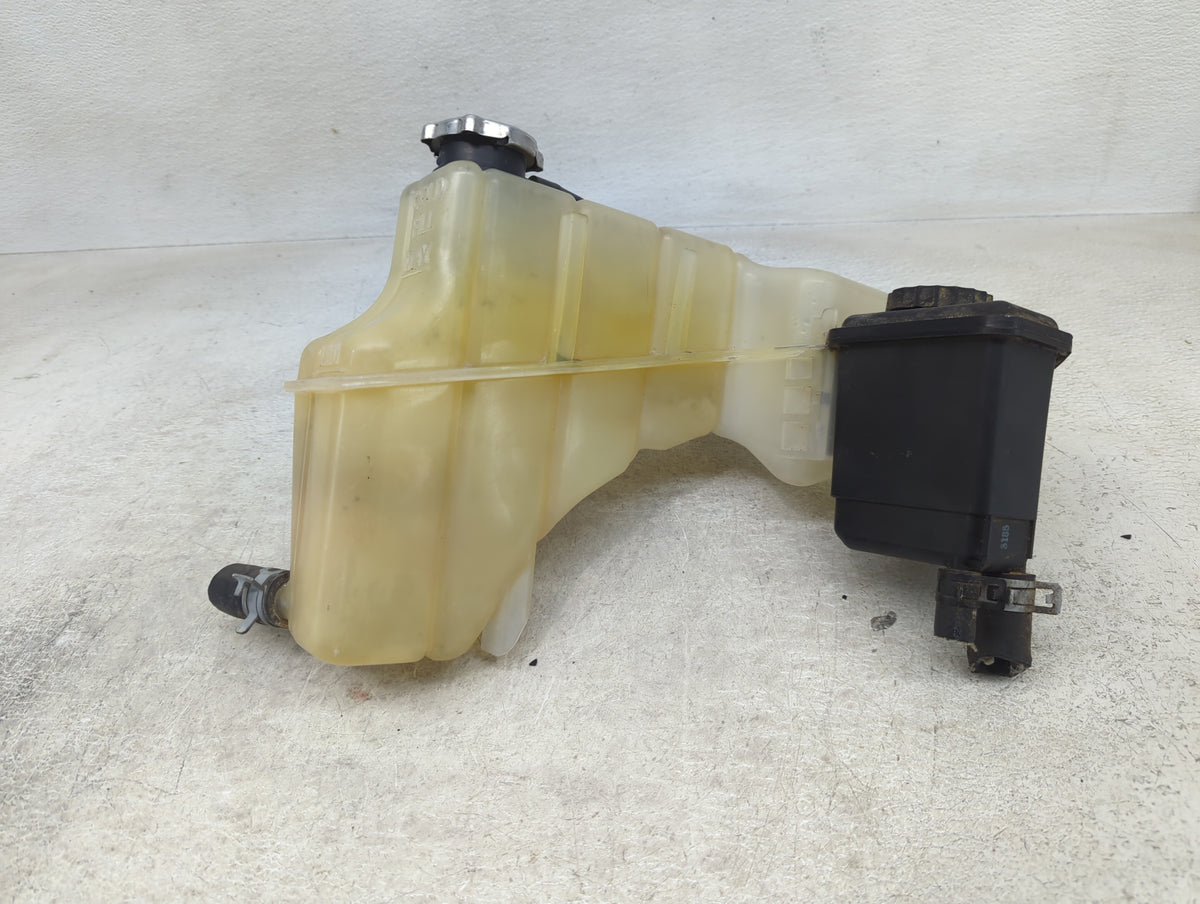 2006-2010 Dodge Charger Radiator Coolant Overflow Expansion Tank Bottle 1409528 - Oemusedautoparts1.com