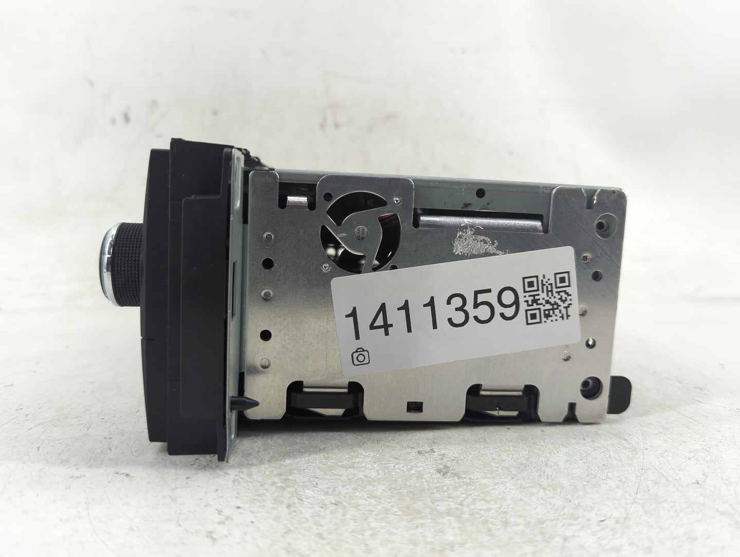 2010 Dodge Charger Radio AM FM Cd Player Receiver Replacement P/N:P05091115AC Fits Fits 2008 2009 OEM Used Auto Parts - Oemu