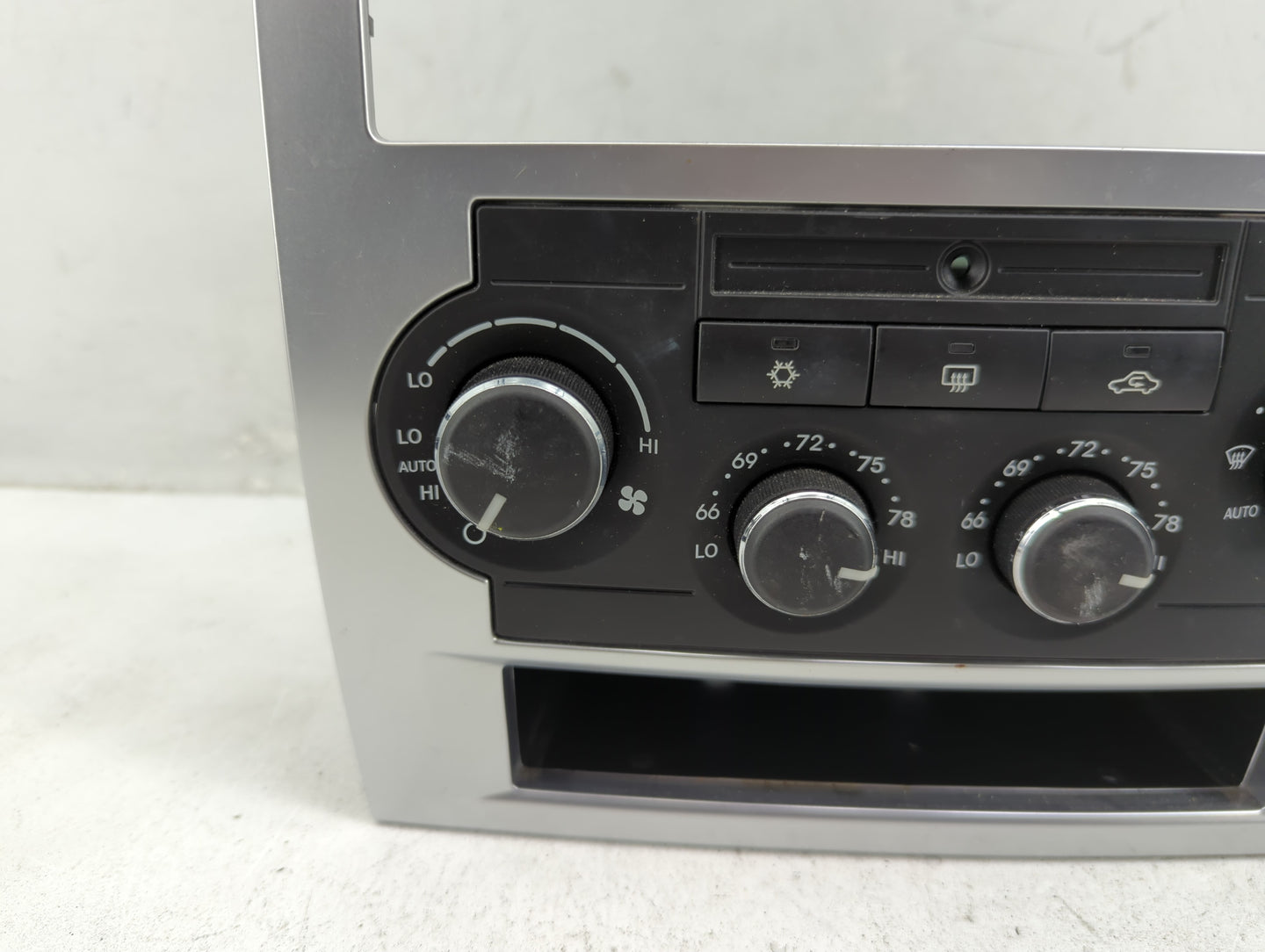 2008-2010 Dodge Charger Climate Control Module Temperature AC/Heater Replacement Fits Fits 2008 2009 2010 OEM Used Auto Part