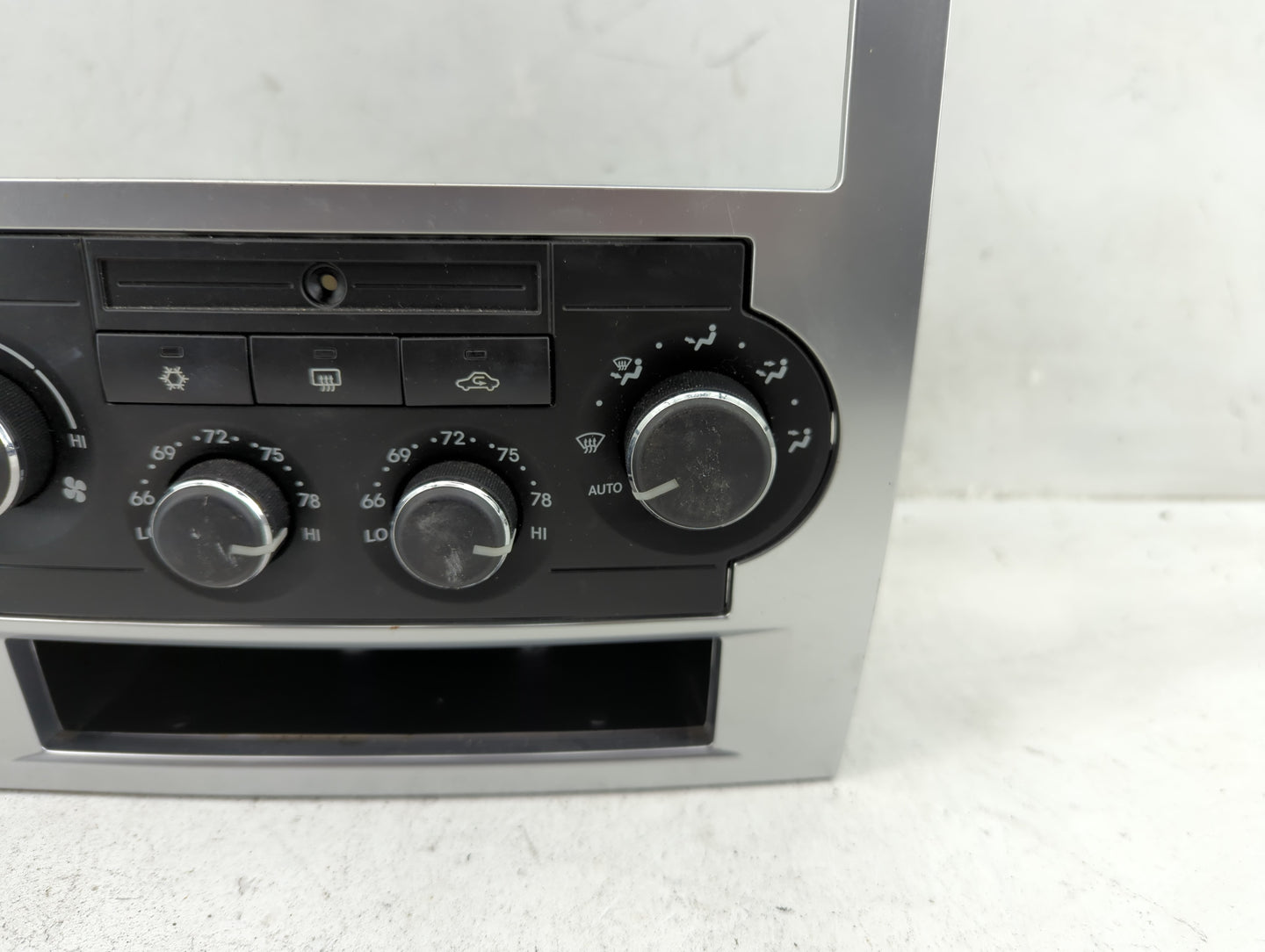 2008-2010 Dodge Charger Climate Control Module Temperature AC/Heater Replacement Fits Fits 2008 2009 2010 OEM Used Auto Part
