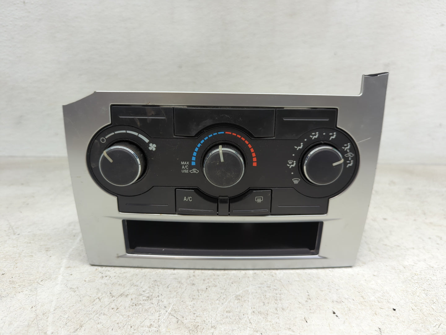 2008-2010 Dodge Charger Climate Control Module Temperature AC/Heater Replacement P/N:P55111871AD Fits Fits 2008 2009 2010 OE