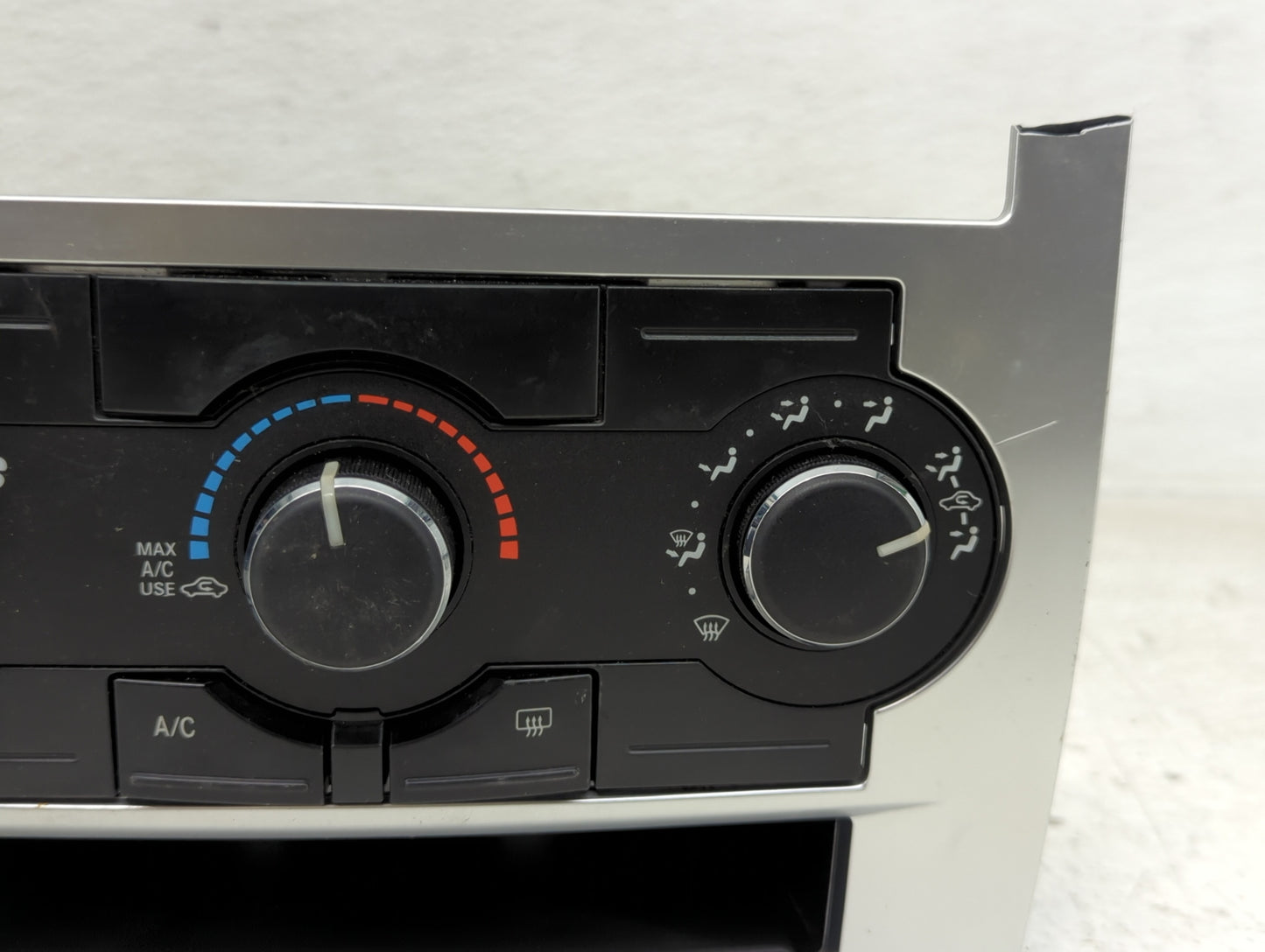 2008-2010 Dodge Charger Climate Control Module Temperature AC/Heater Replacement P/N:P55111871AD Fits Fits 2008 2009 2010 OE