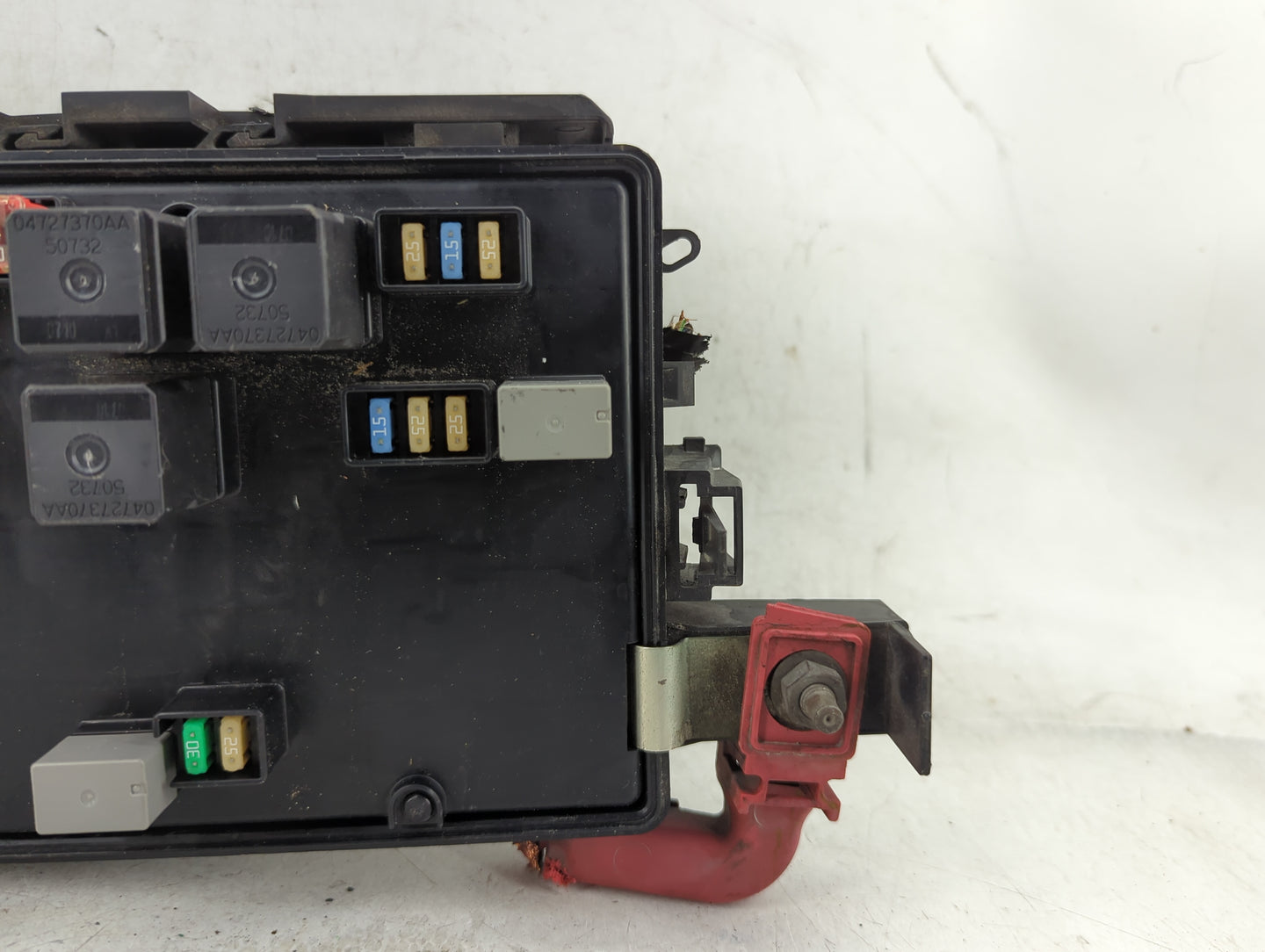2009-2010 Dodge Charger Fusebox Fuse Box Panel Relay Module P/N:P68059370AB Fits Fits 2009 2010 OEM Used Auto Parts - Oemuse