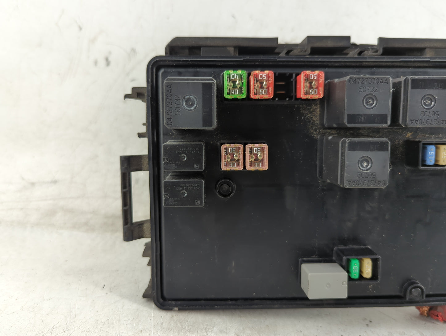 2009-2010 Dodge Charger Fusebox Fuse Box Panel Relay Module P/N:P68059370AB Fits Fits 2009 2010 OEM Used Auto Parts - Oemuse