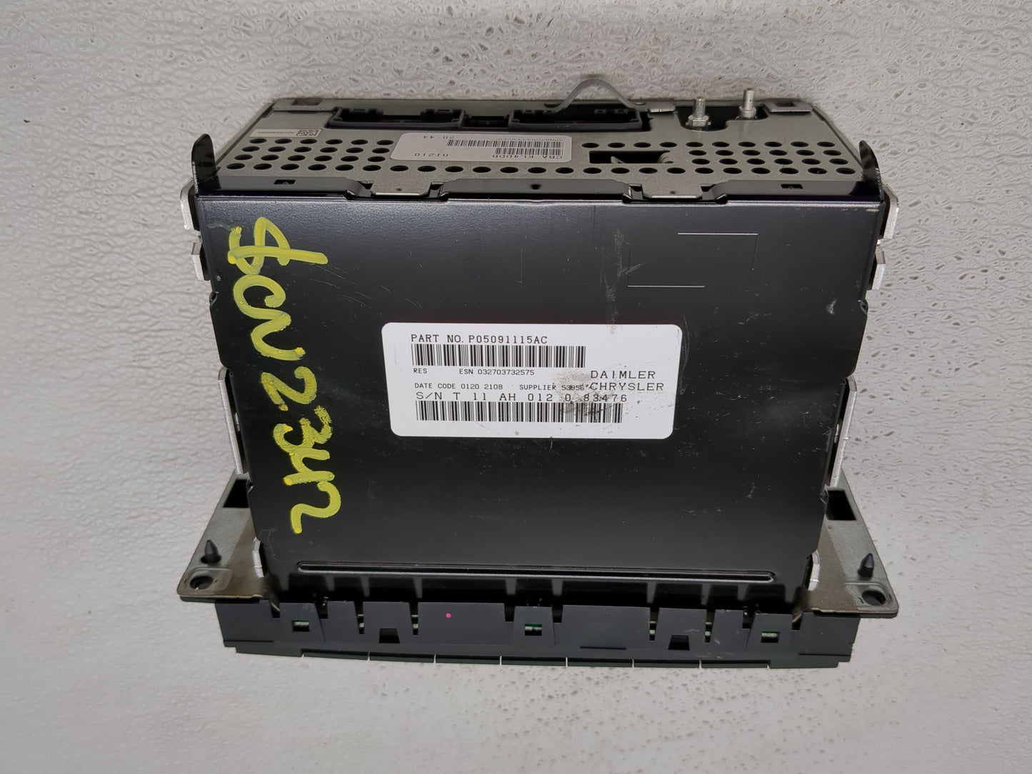 2008-2010 Dodge Charger Radio AM FM Cd Player Receiver Replacement P/N:P05091115AC Fits Fits 2008 2009 2010 OEM Used Auto Pa