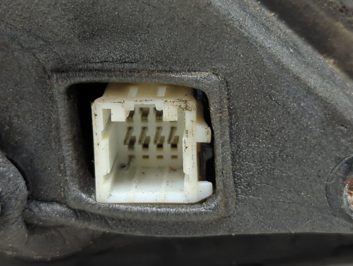 2006-2010 Dodge Charger Driver Side View Mirror - Left Door Mirror OEM Used - Oemusedautoparts1.com