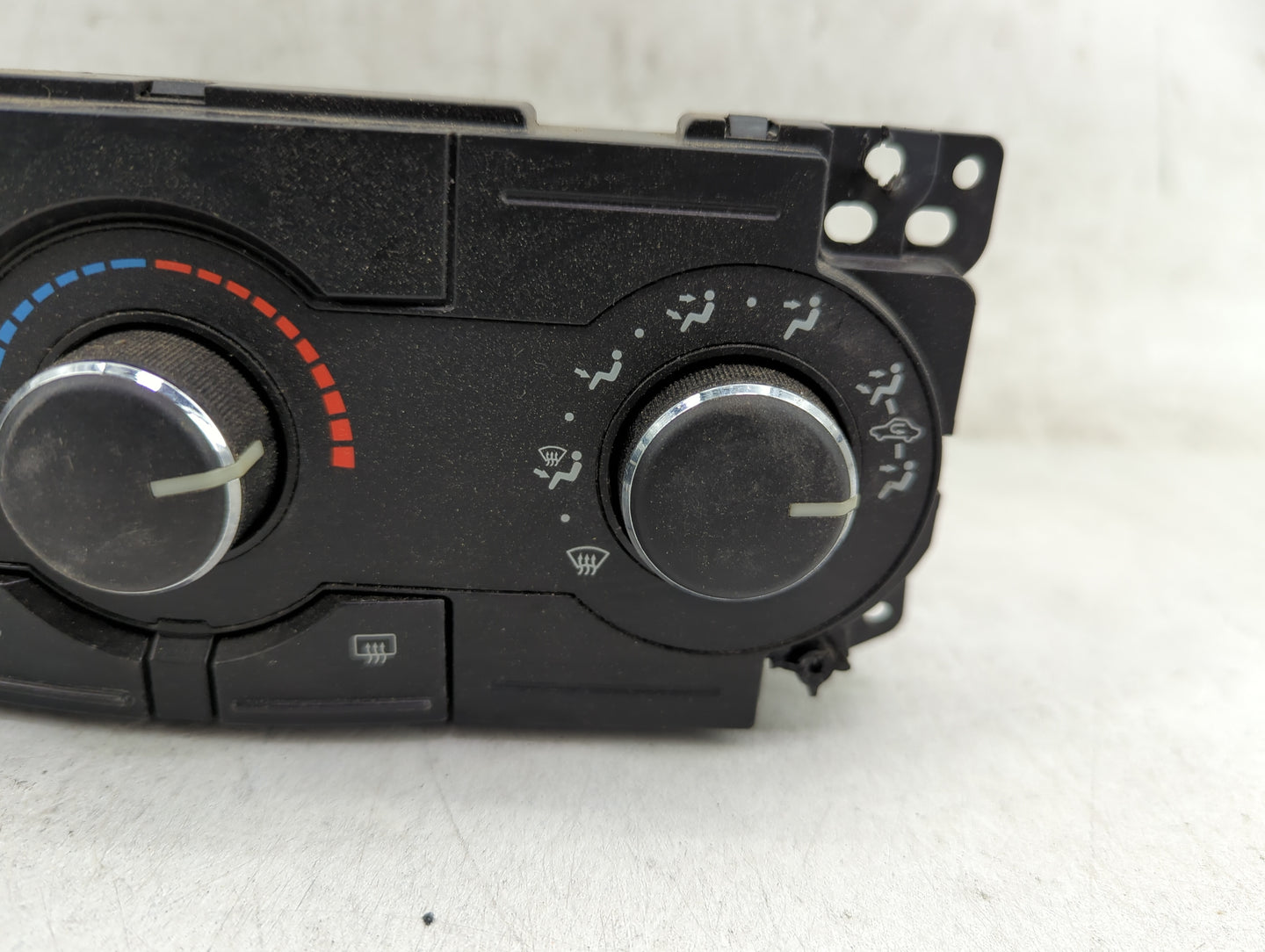 2008-2010 Dodge Charger Climate Control Module Temperature AC/Heater Replacement P/N:P55111871AD Fits Fits 2008 2009 2010 OE