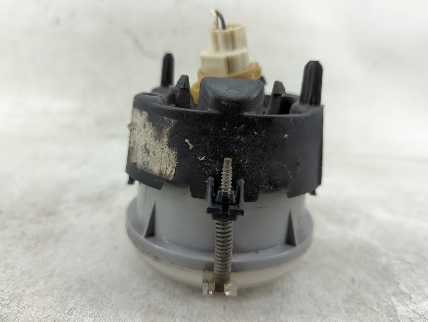 2010-2010 Dodge Charger Driver Left Oem Fog Light Lamp - Oemusedautoparts1.com