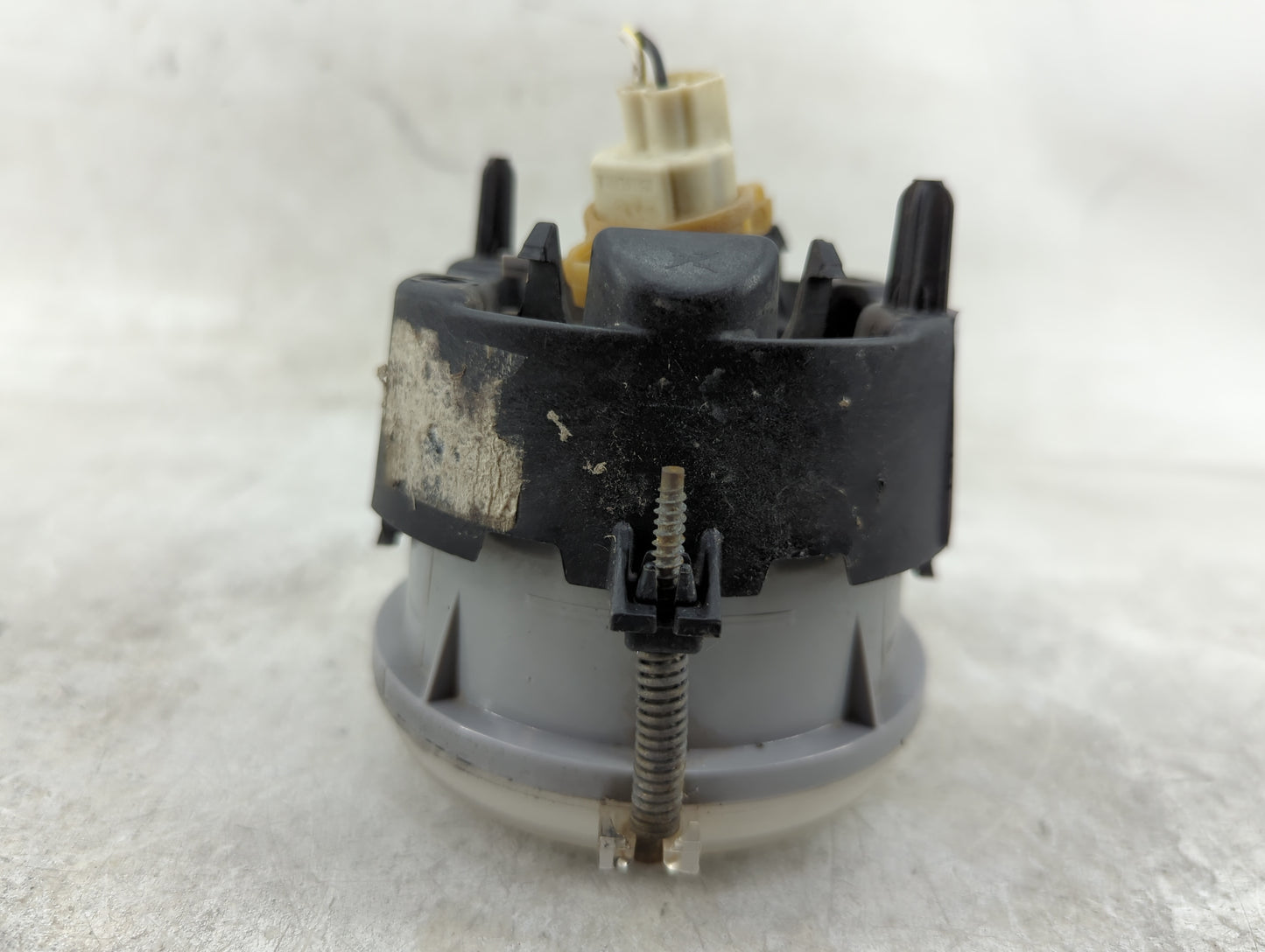 2010-2010 Dodge Charger Driver Left Oem Fog Light Lamp - Oemusedautoparts1.com