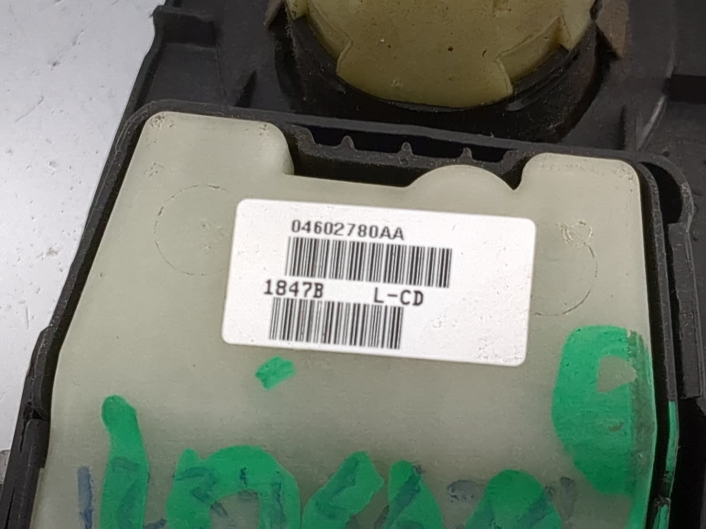 2006-2010 Dodge Charger Master Power Window Switch Replacement Driver Side Left P/N:04602780AA 1847B Fits OEM Used Auto Part