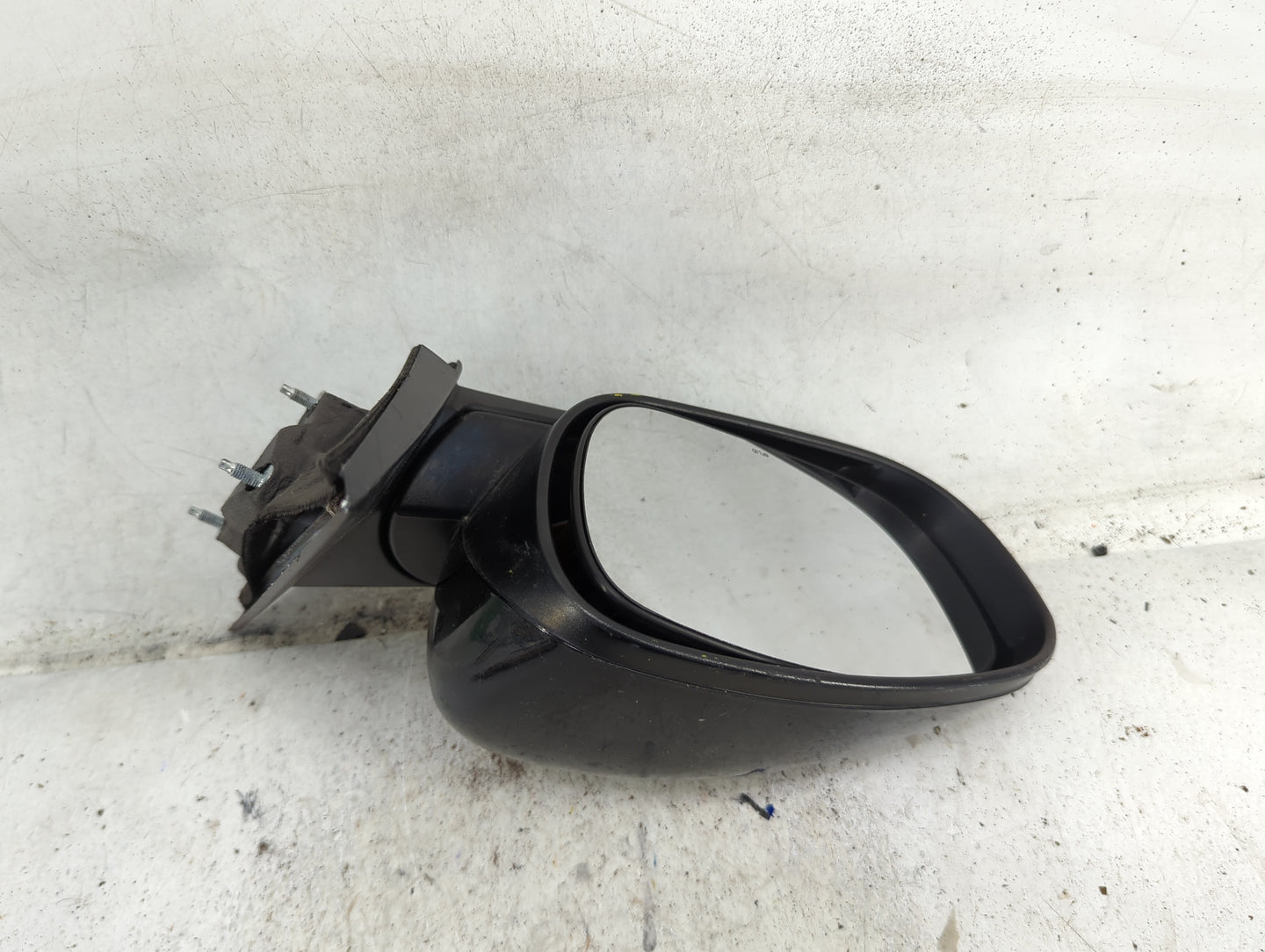 2006-2010 Dodge Charger Driver Side View Mirror - Left Door Mirror OEM Used - Oemusedautoparts1.com