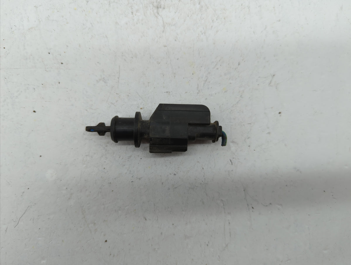 2010 Dodge Charger Mass Air Flow Meter Maf Sensor - Oemusedautoparts1.com