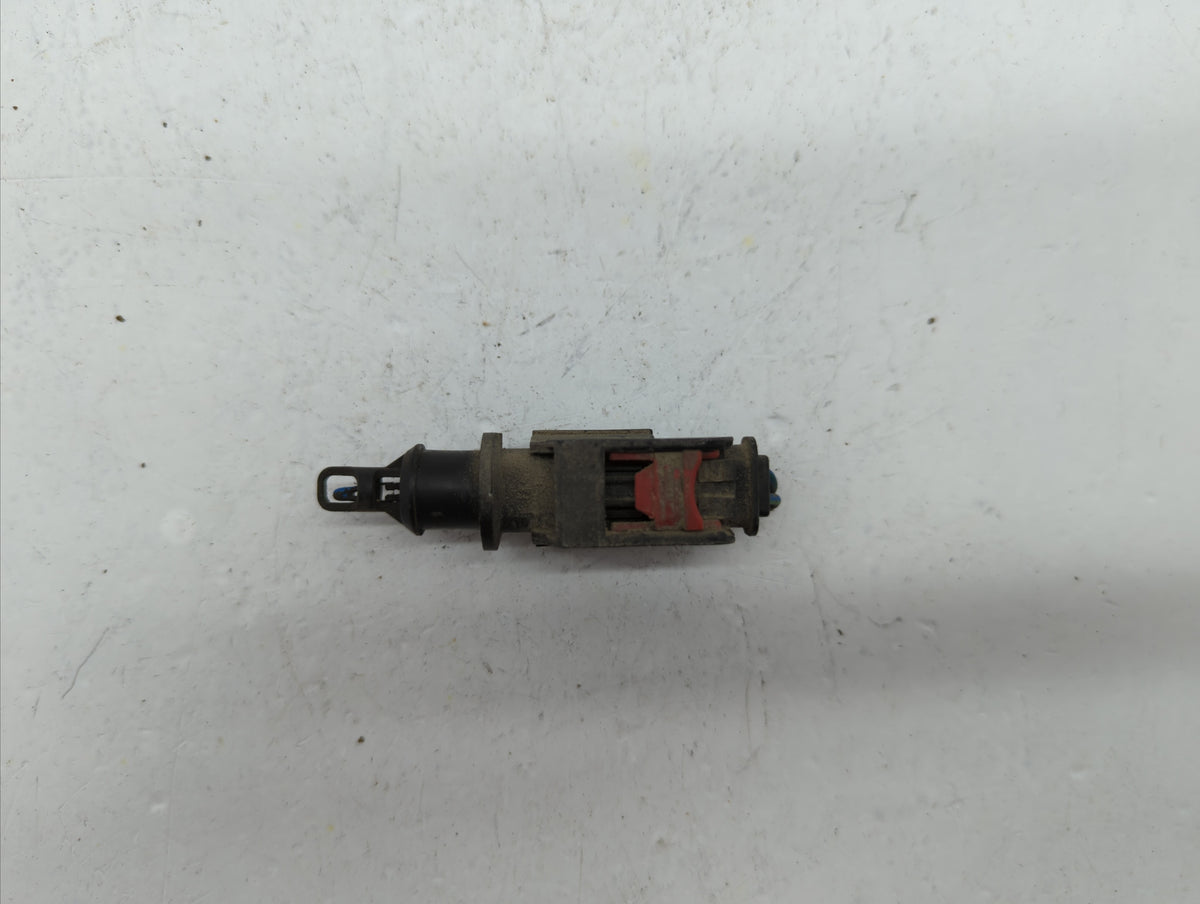 2010 Dodge Charger Mass Air Flow Meter Maf Sensor - Oemusedautoparts1.com