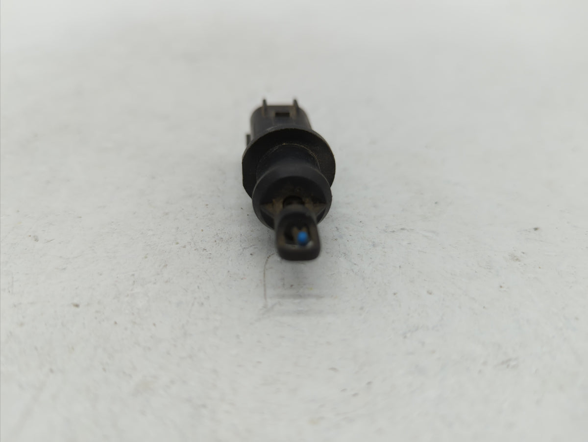 2010 Dodge Charger Mass Air Flow Meter Maf Sensor 308822 - Oemusedautoparts1.com