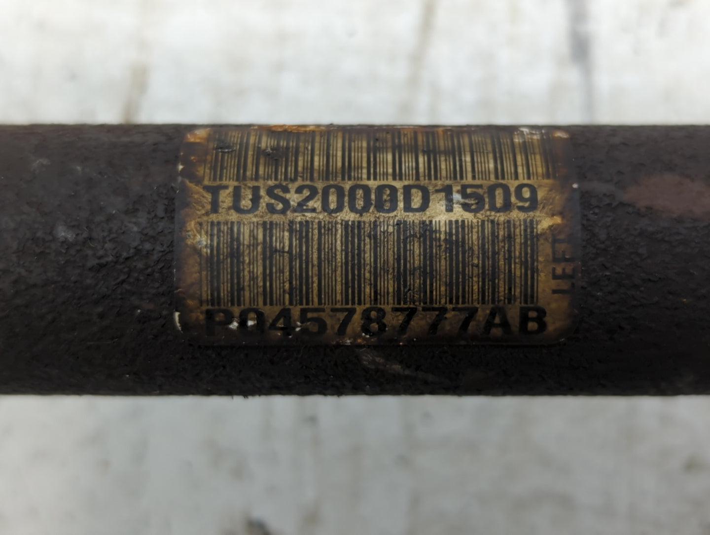 2009-2010 Dodge Charger Axle Shaft Front Driver Cv C/v - Oemusedautoparts1.com