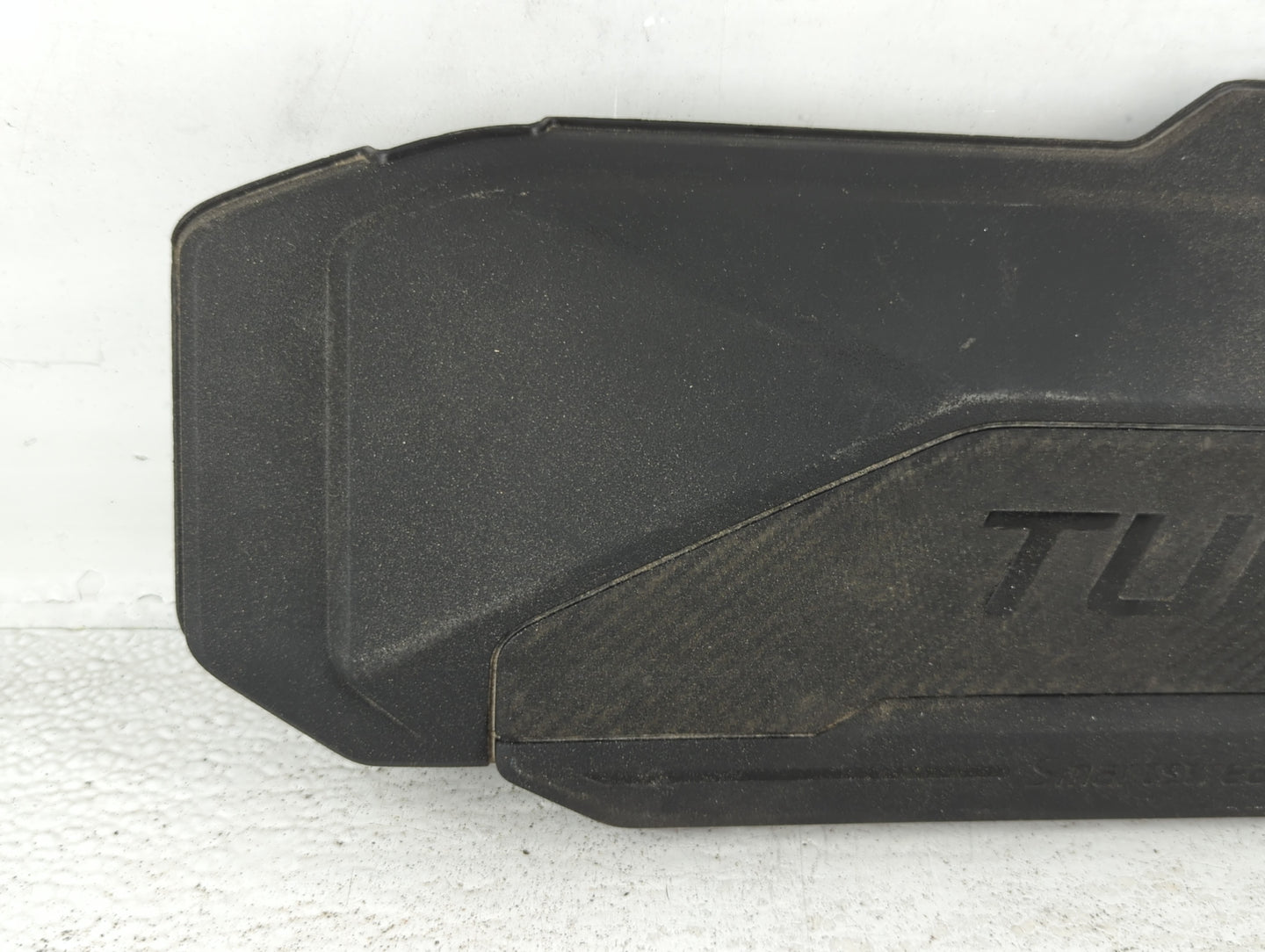 2010 Dodge Charger Engine Cover - Oemusedautoparts1.com