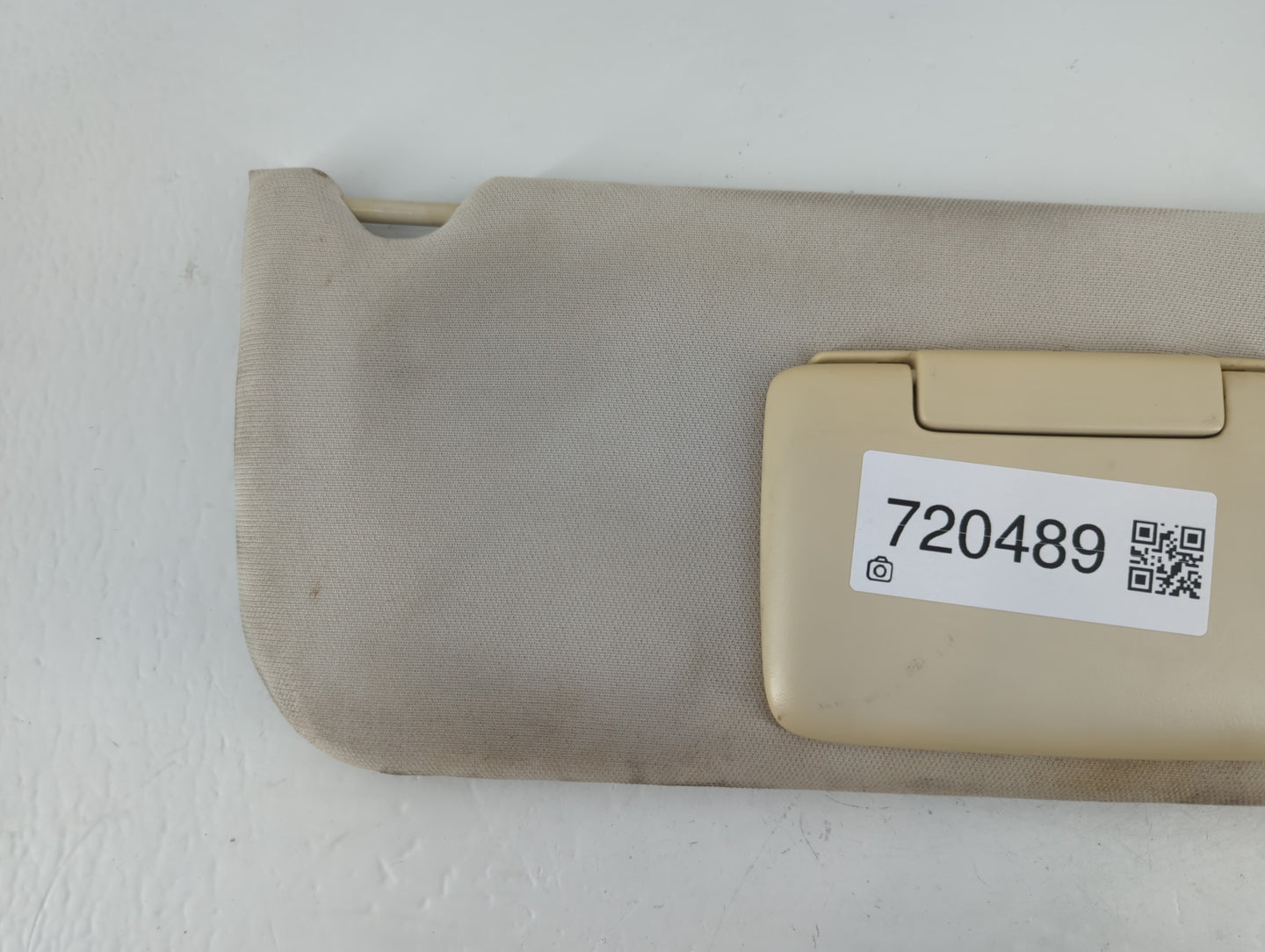 2008-2010 Dodge Charger Sun Visor Shade Replacement Passenger Right Mirror Fits Fits 2008 2009 2010 OEM Used Auto Parts - Oe