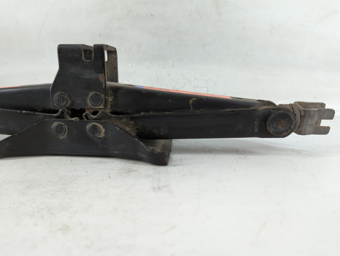 2010 Dodge Charger Spare Scissor Car Jack - Oemusedautoparts1.com