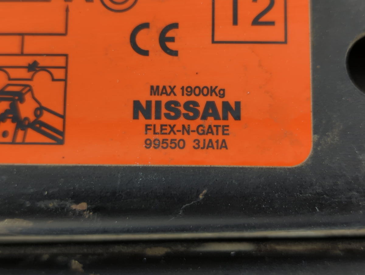 2010 Dodge Charger Spare Scissor Car Jack - Oemusedautoparts1.com