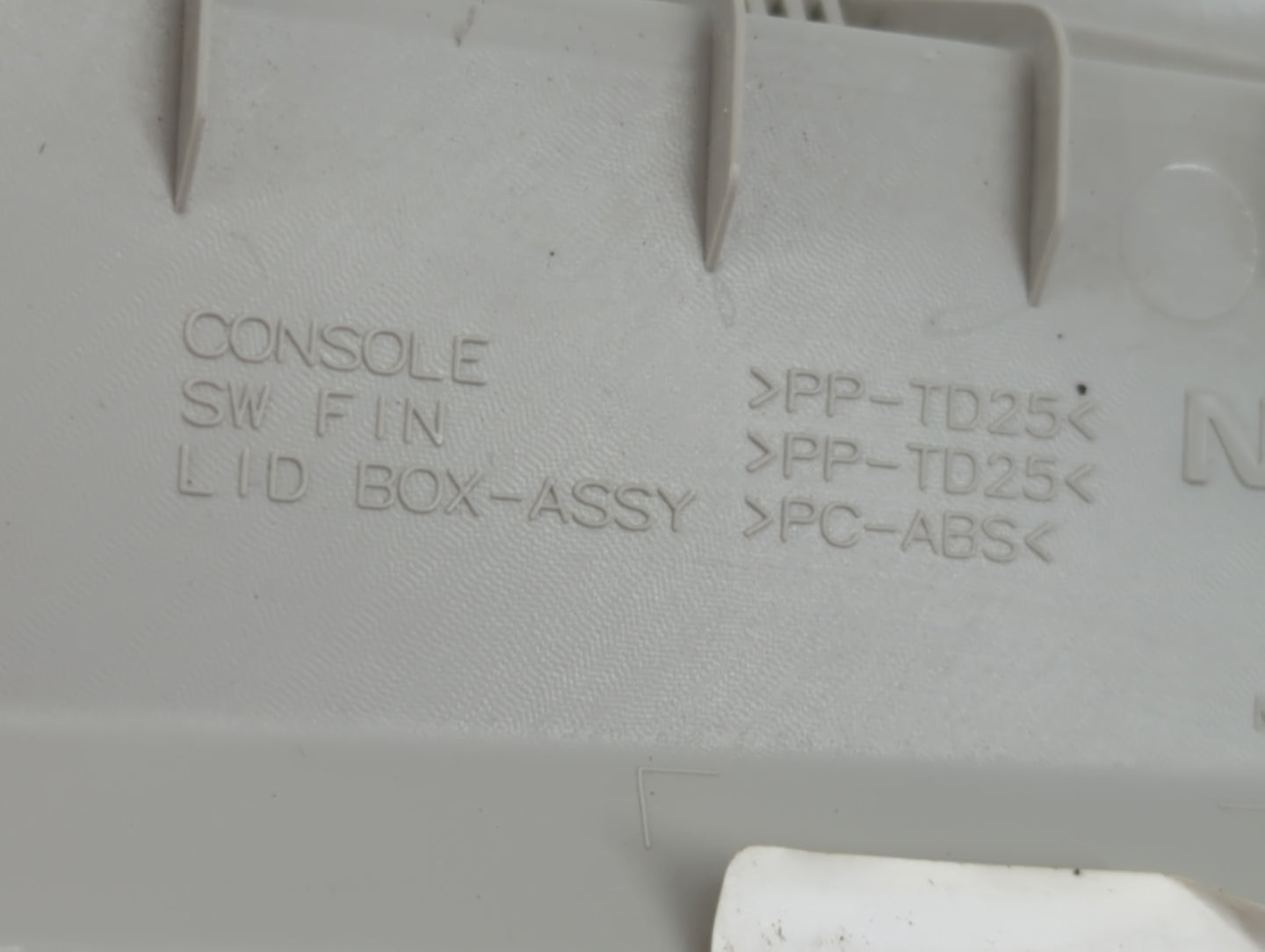 2010 Dodge Charger Overhead Roof Console - Oemusedautoparts1.com