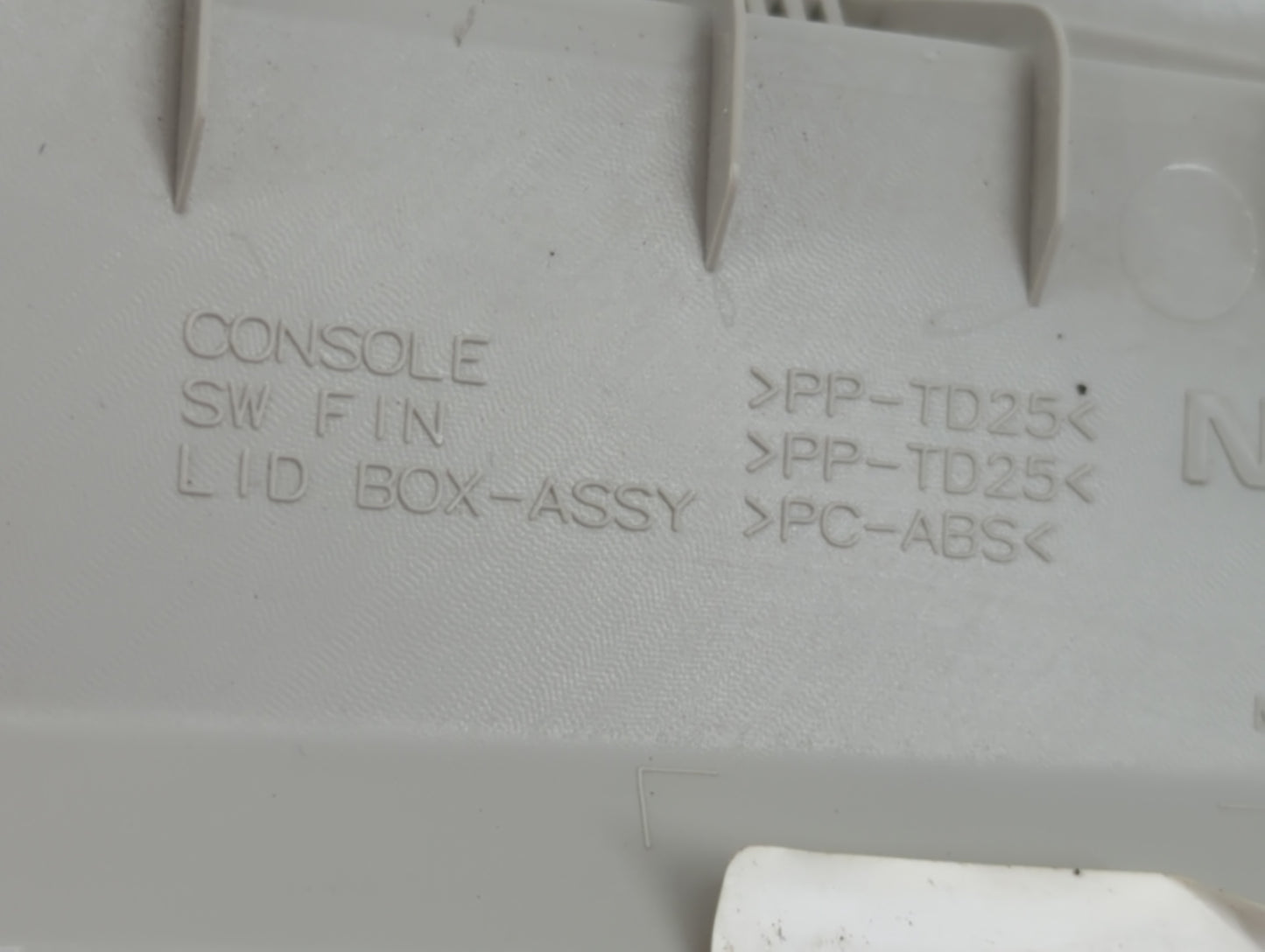 2010 Dodge Charger Overhead Roof Console - Oemusedautoparts1.com