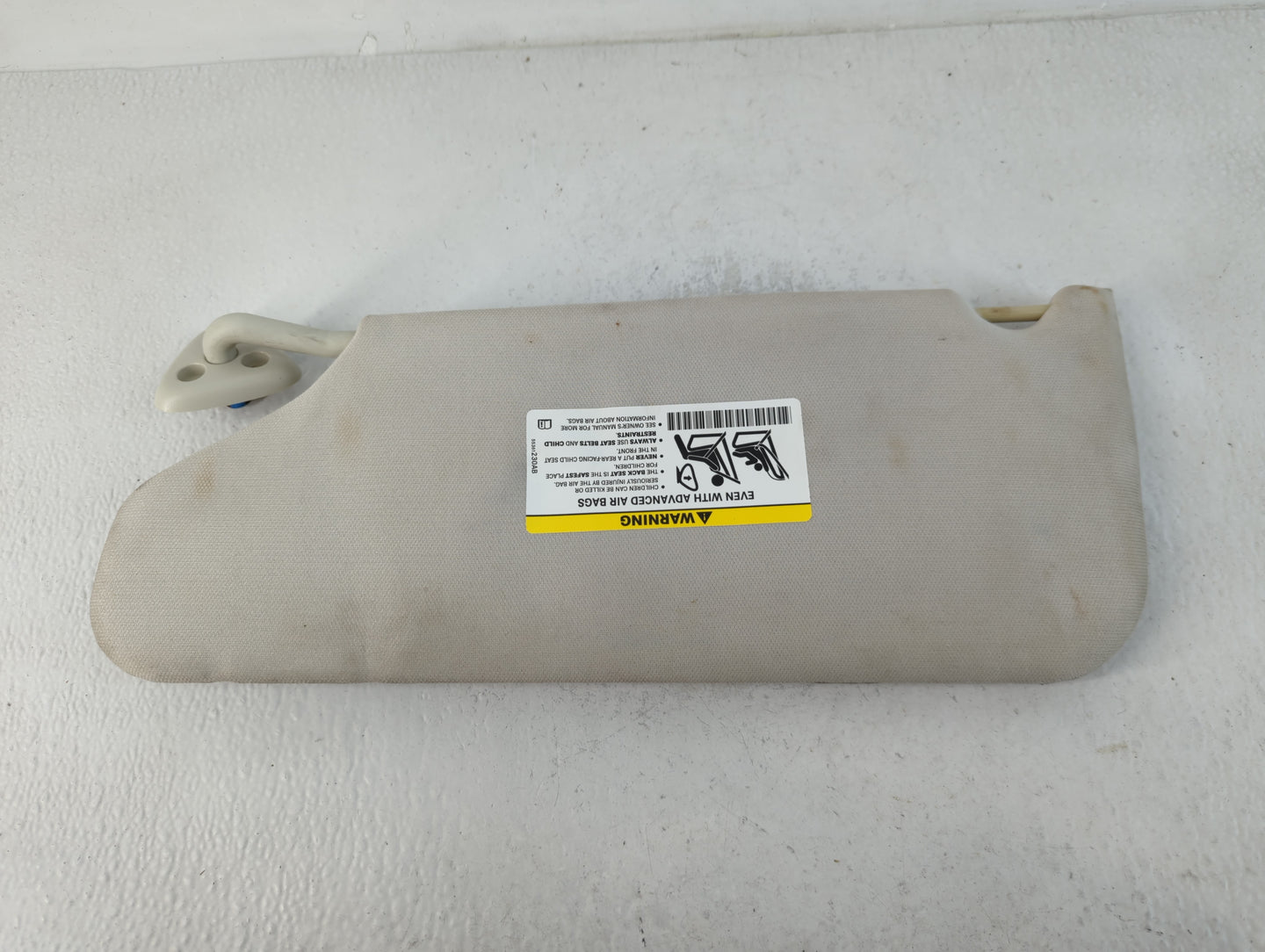 2008-2010 Dodge Charger Sun Visor Shade Replacement Passenger Right Mirror Fits Fits 2008 2009 2010 OEM Used Auto Parts - Oe
