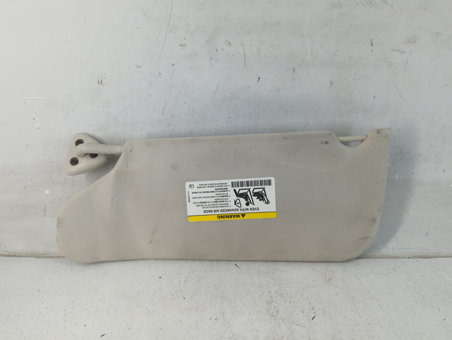 2008-2010 Dodge Charger Sun Visor Shade Replacement Passenger Right Mirror Fits Fits 2008 2009 2010 OEM Used Auto Parts - Oe