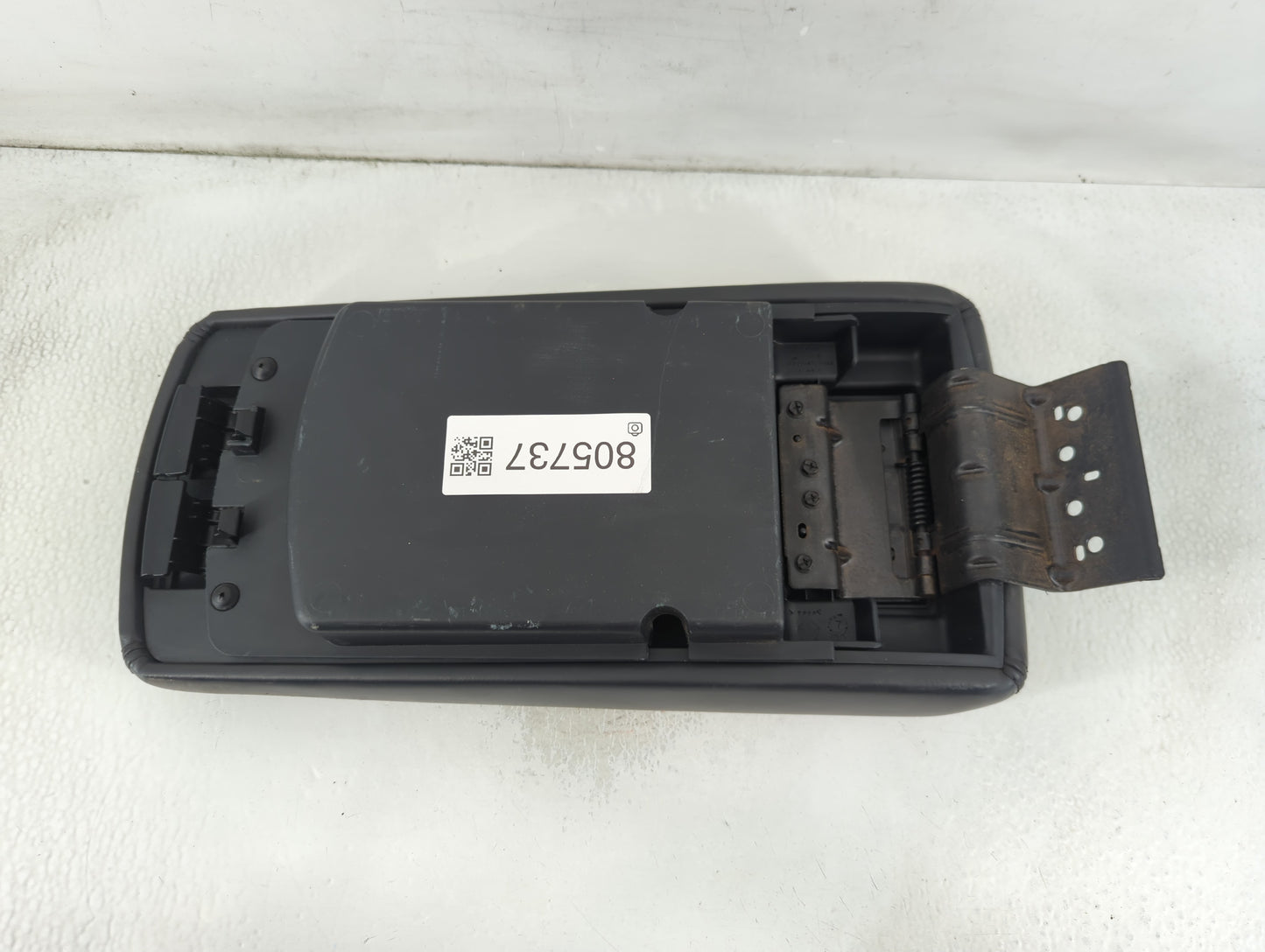 2008-2010 Dodge Charger Center Console Armrest Cover Lid P/N:1163250DX9AB Fits Fits 2008 2009 2010 OEM Used Auto Parts - Oem