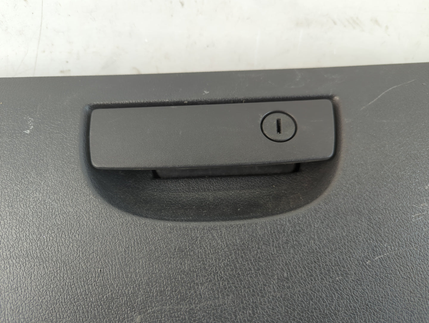 2010 Dodge Charger Passenger Glove Box Door Storage Compartment - Oemusedautoparts1.com