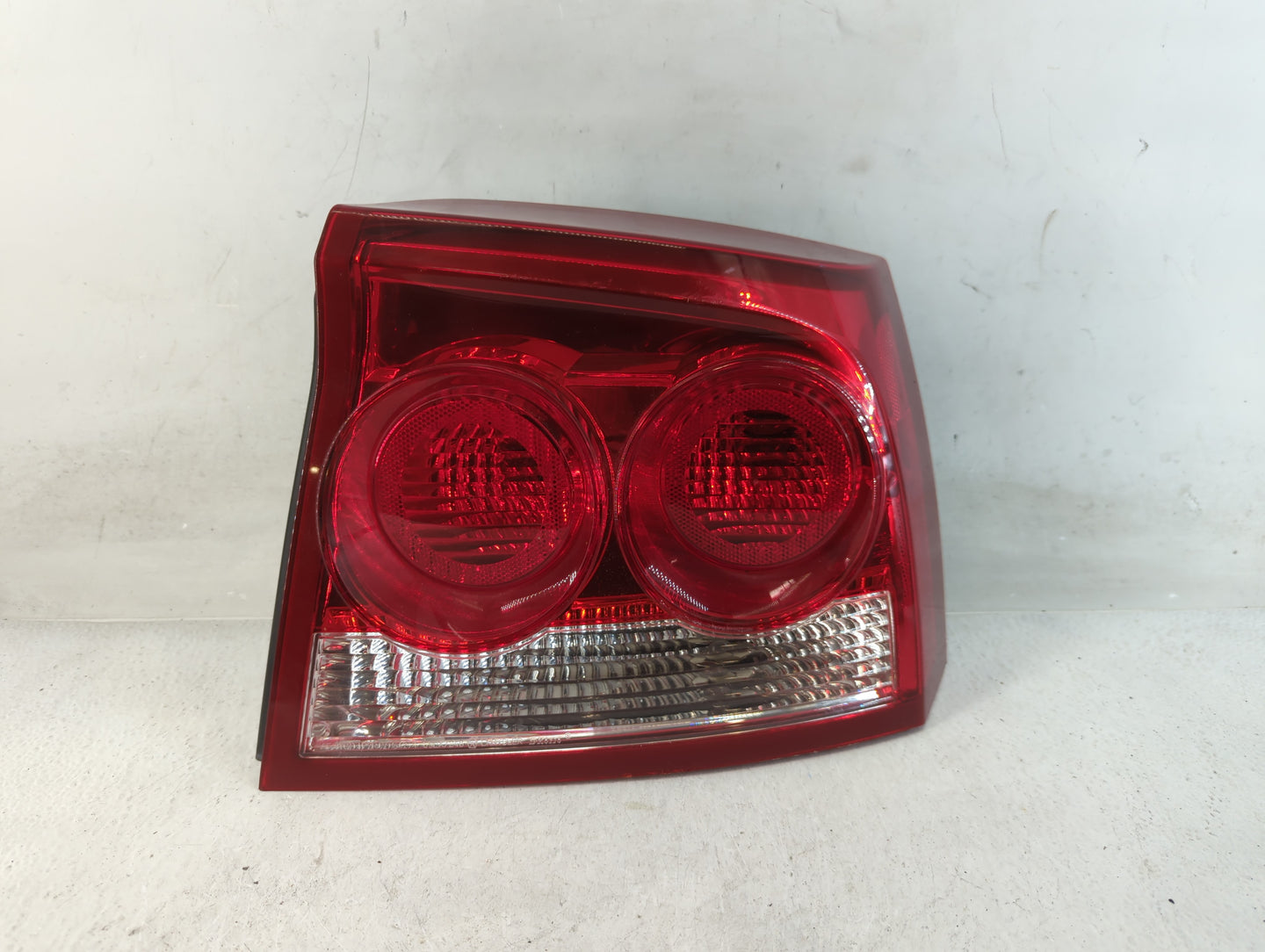 2009-2010 Dodge Charger Tail Light Assembly Passenger Right OEM P/N:24806448AC Fits Fits 2009 2010 OEM Used Auto Parts - Oem