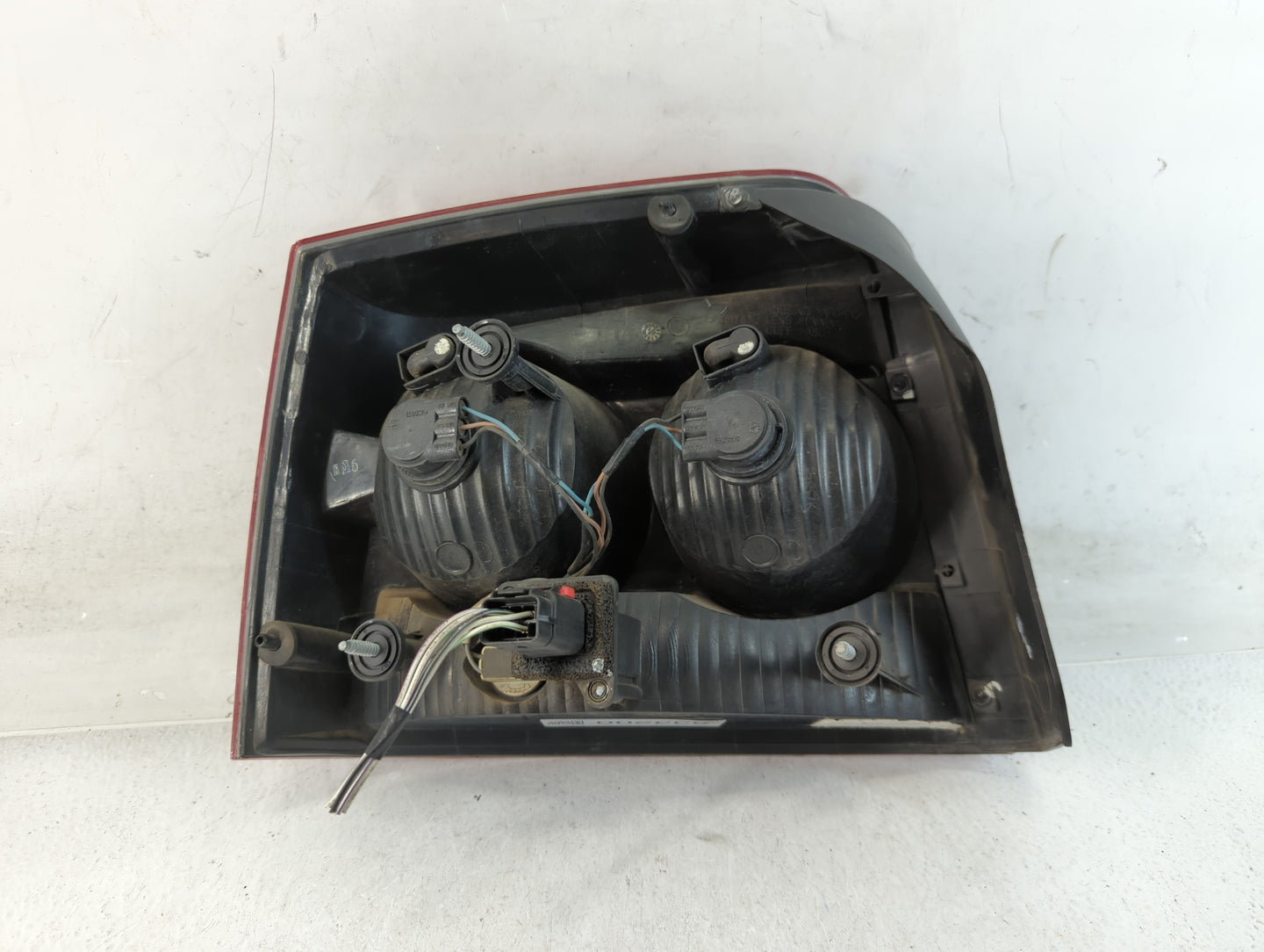 2009-2010 Dodge Charger Tail Light Assembly Passenger Right OEM P/N:24806448AC Fits Fits 2009 2010 OEM Used Auto Parts - Oem