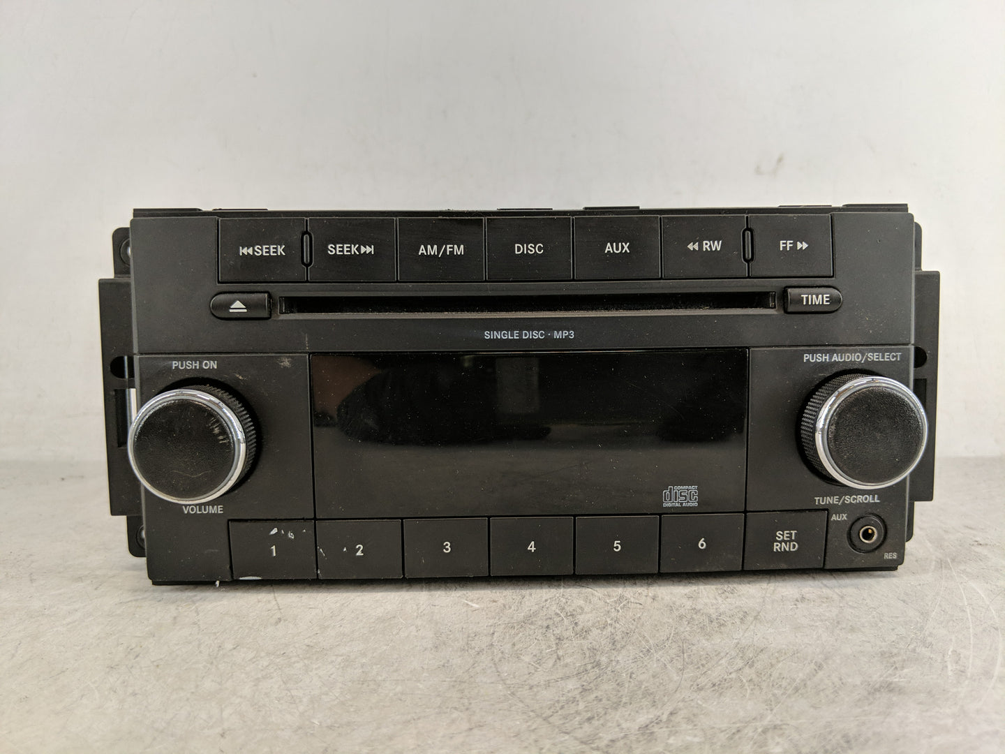 2008-2010 Dodge Dakota Radio AM FM Cd Player Receiver Replacement P/N:P0509111AC Fits Fits 2008 2009 2010 OEM Used Auto Part