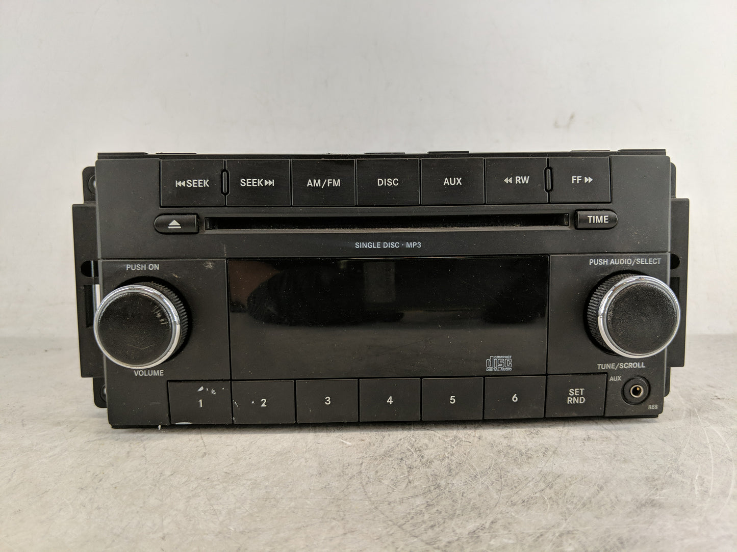 2008-2010 Dodge Dakota Radio AM FM Cd Player Receiver Replacement P/N:P0509111AC Fits Fits 2008 2009 2010 OEM Used Auto Part