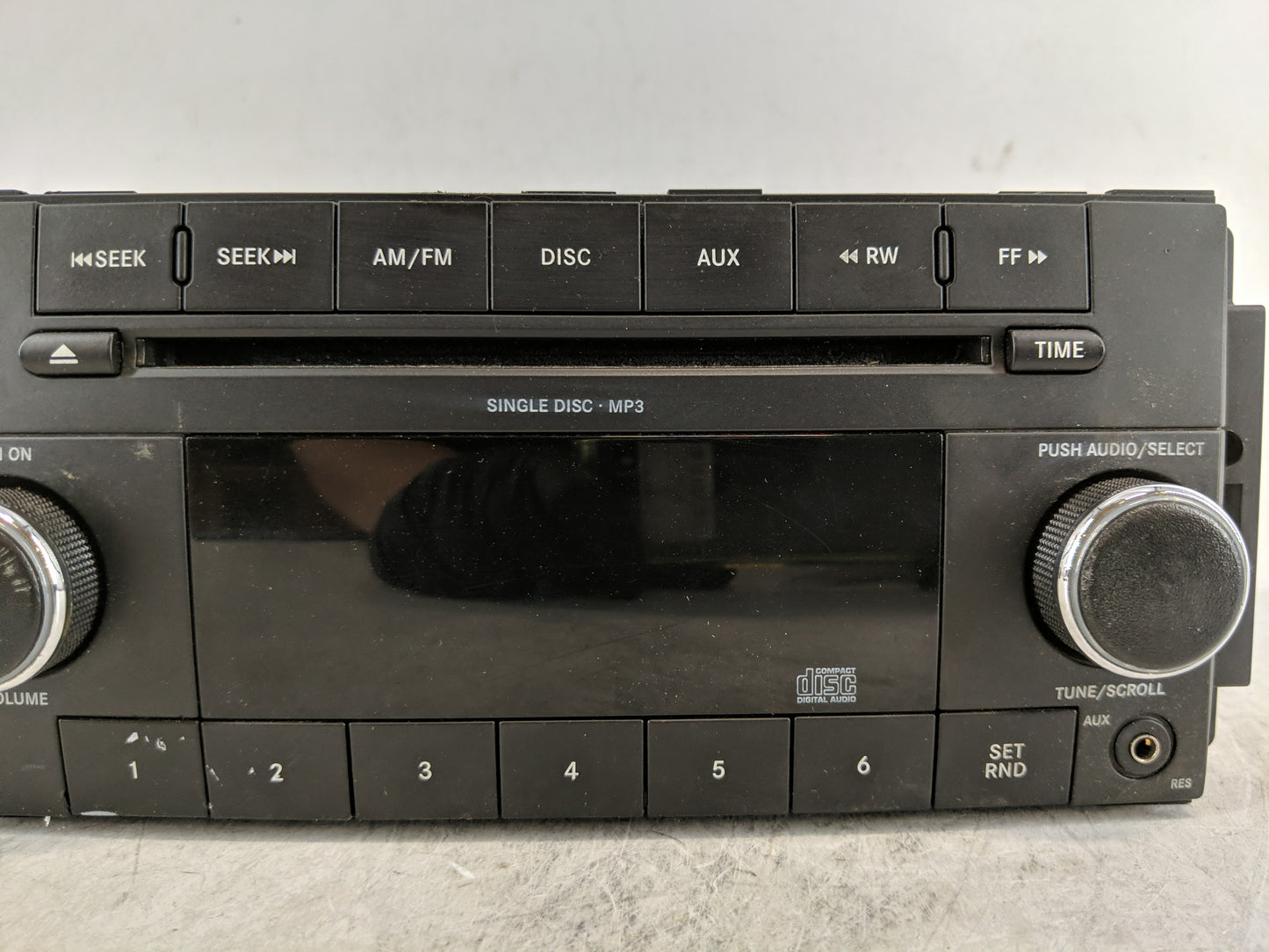 2008-2010 Dodge Dakota Radio AM FM Cd Player Receiver Replacement P/N:P0509111AC Fits Fits 2008 2009 2010 OEM Used Auto Part