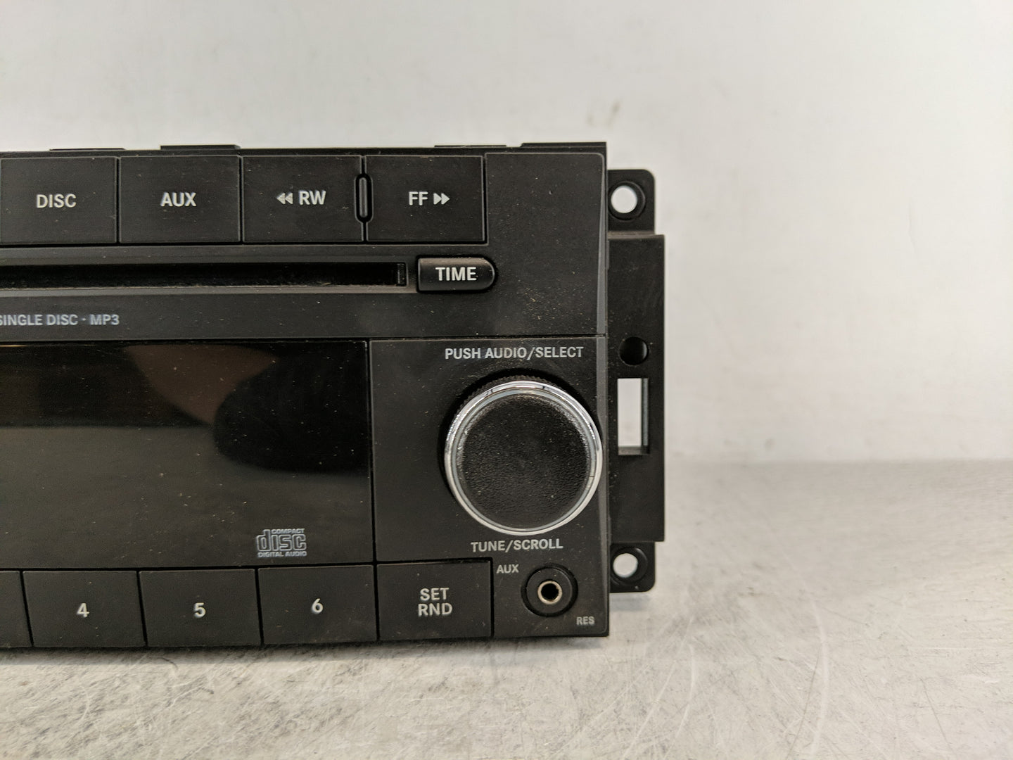 2008-2010 Dodge Dakota Radio AM FM Cd Player Receiver Replacement P/N:P0509111AC Fits Fits 2008 2009 2010 OEM Used Auto Part