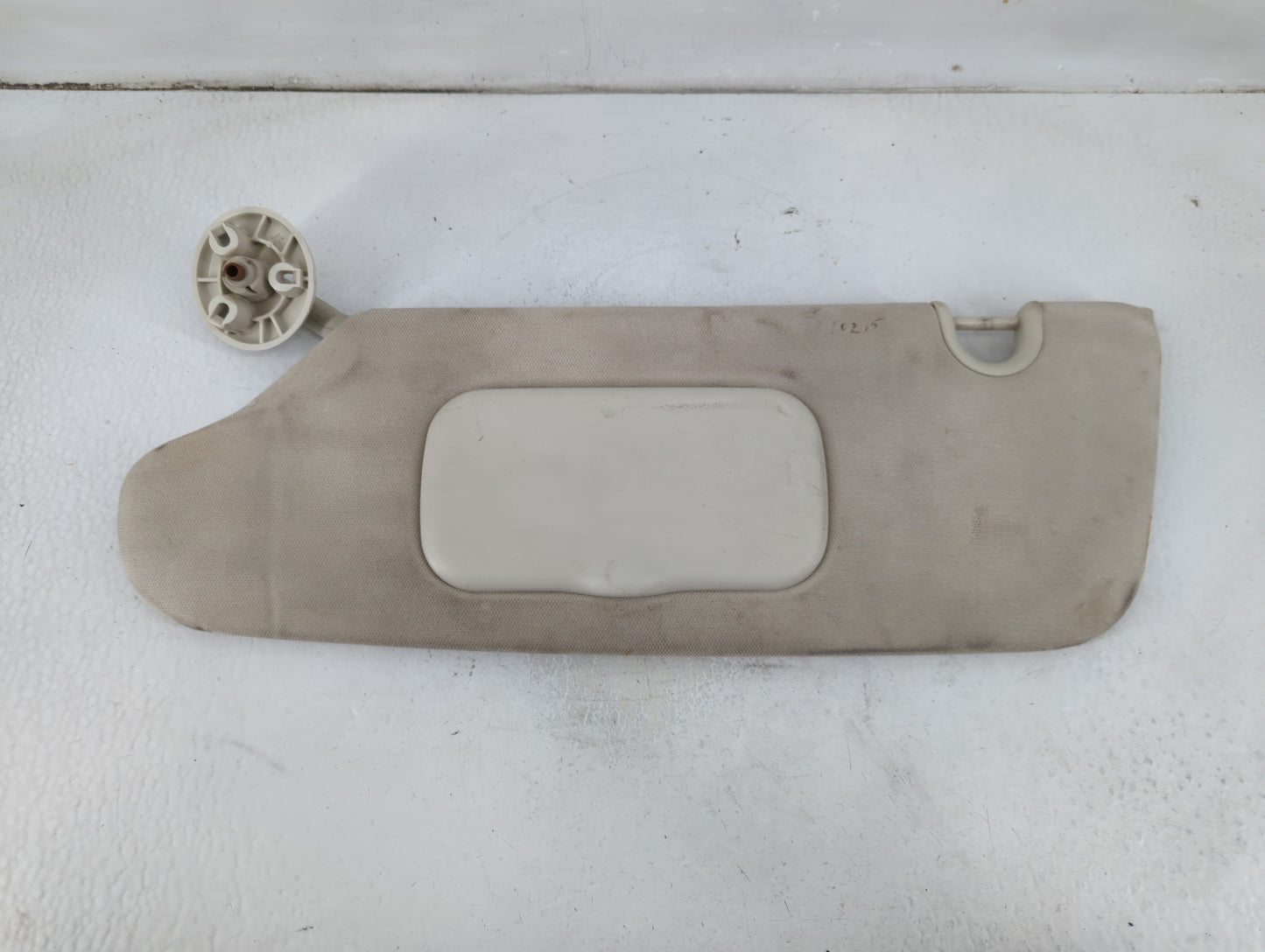 2008-2010 Dodge Grand Caravan Sun Visor Shade Replacement Driver Left Mirror Fits Fits 2008 2009 2010 OEM Used Auto Parts - 