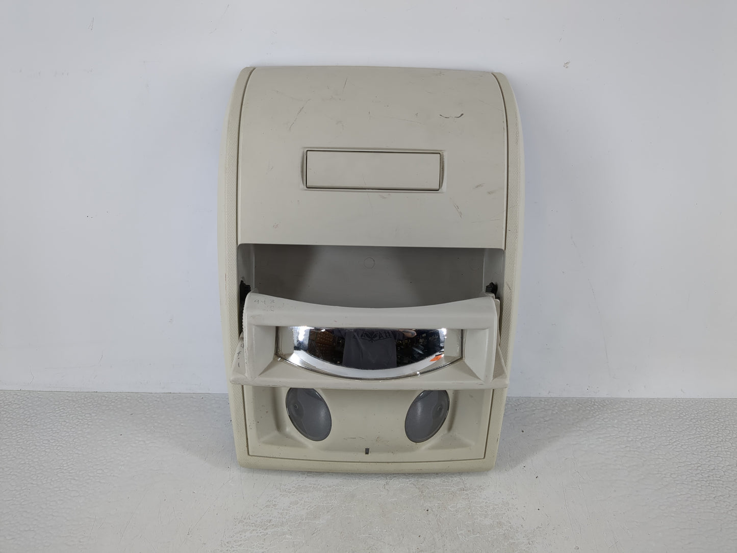 2008-2010 Dodge Grand Caravan Overhead Roof Console Interior Dome Light - Oemusedautoparts1.com