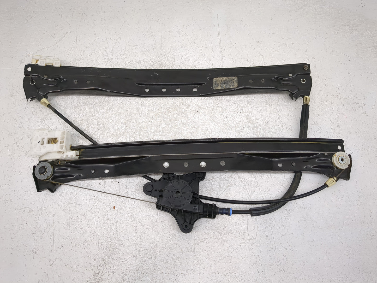 2010 Dodge Grand Caravan Used Window Regulator Passenger Front 1036331 - Oemusedautoparts1.com